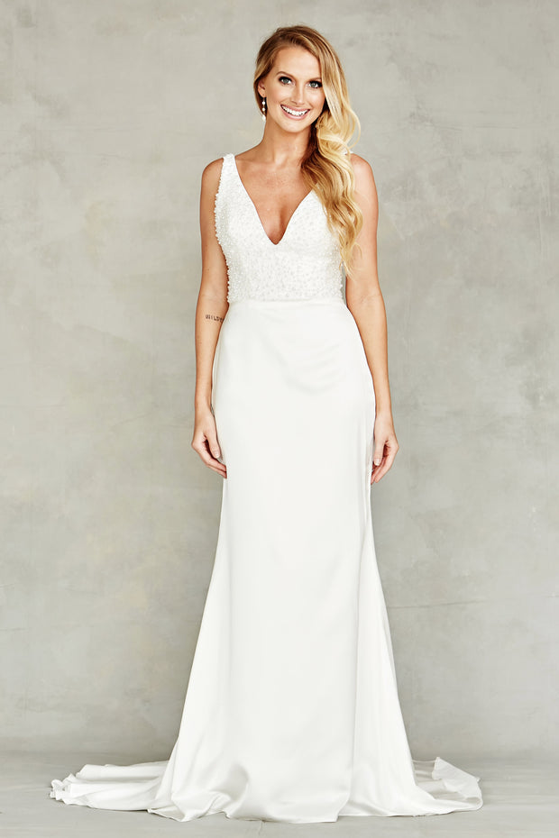 Dana Graham Style 4216  (In Store Only) - Chicago Bridal Store Company