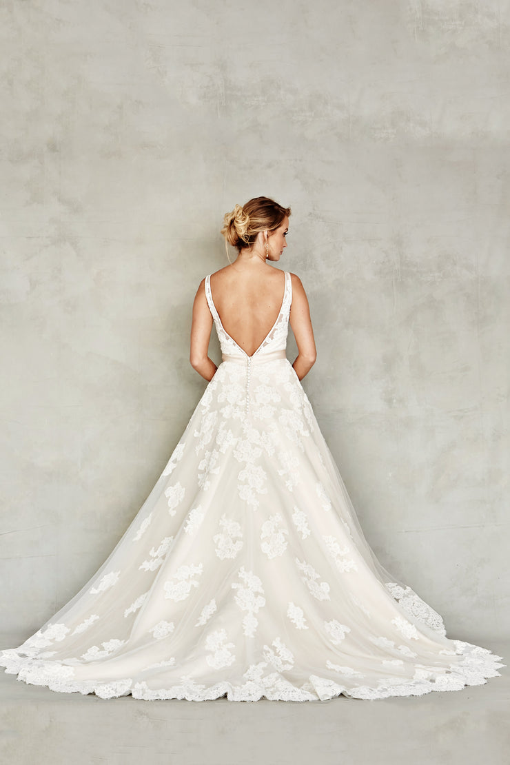 Dana Graham Bridal Collection Style 4219  (In Store Only) - Chicago Bridal Store Company