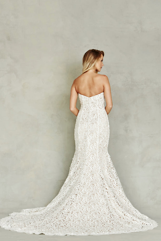 Dana Graham Bridal Collection Style 4223 ( (In Store Only) - Chicago Bridal Store Company
