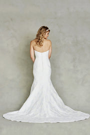 Dana Graham Bridal Collection Style 4224 - Chicago Bridal Store Company