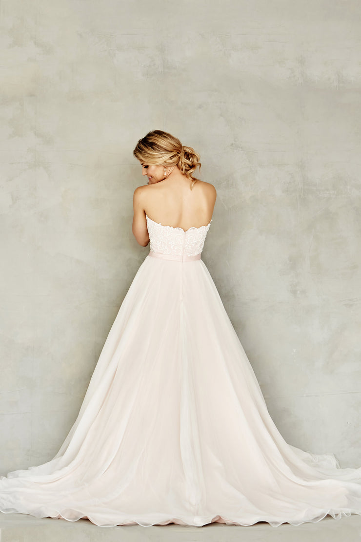 Dana Graham Bridal Collection Style 4233 - Chicago Bridal Store Company