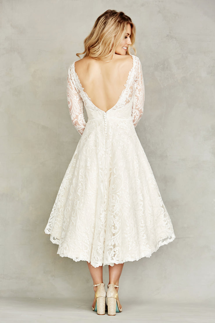 Dana Graham Bridal Collection Style 4239 - Chicago Bridal Store Company
