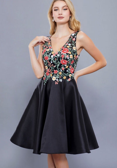BLACK FLORAL EMBROIDERED SHORT V NECK DRESS - Chicago Bridal Store Company