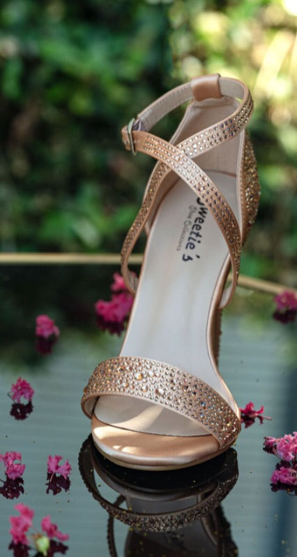 rose gold shoes for a wedding